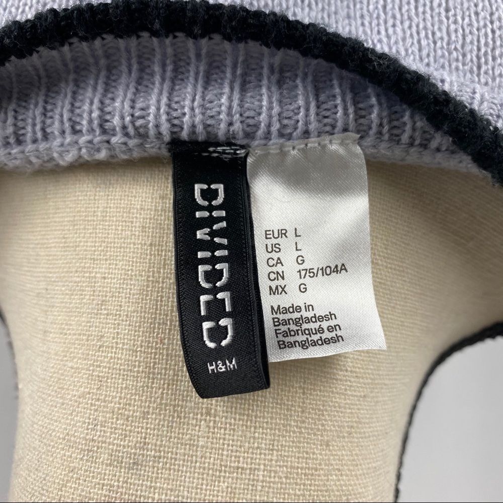 H&M Sweater - Picture 4 of 5